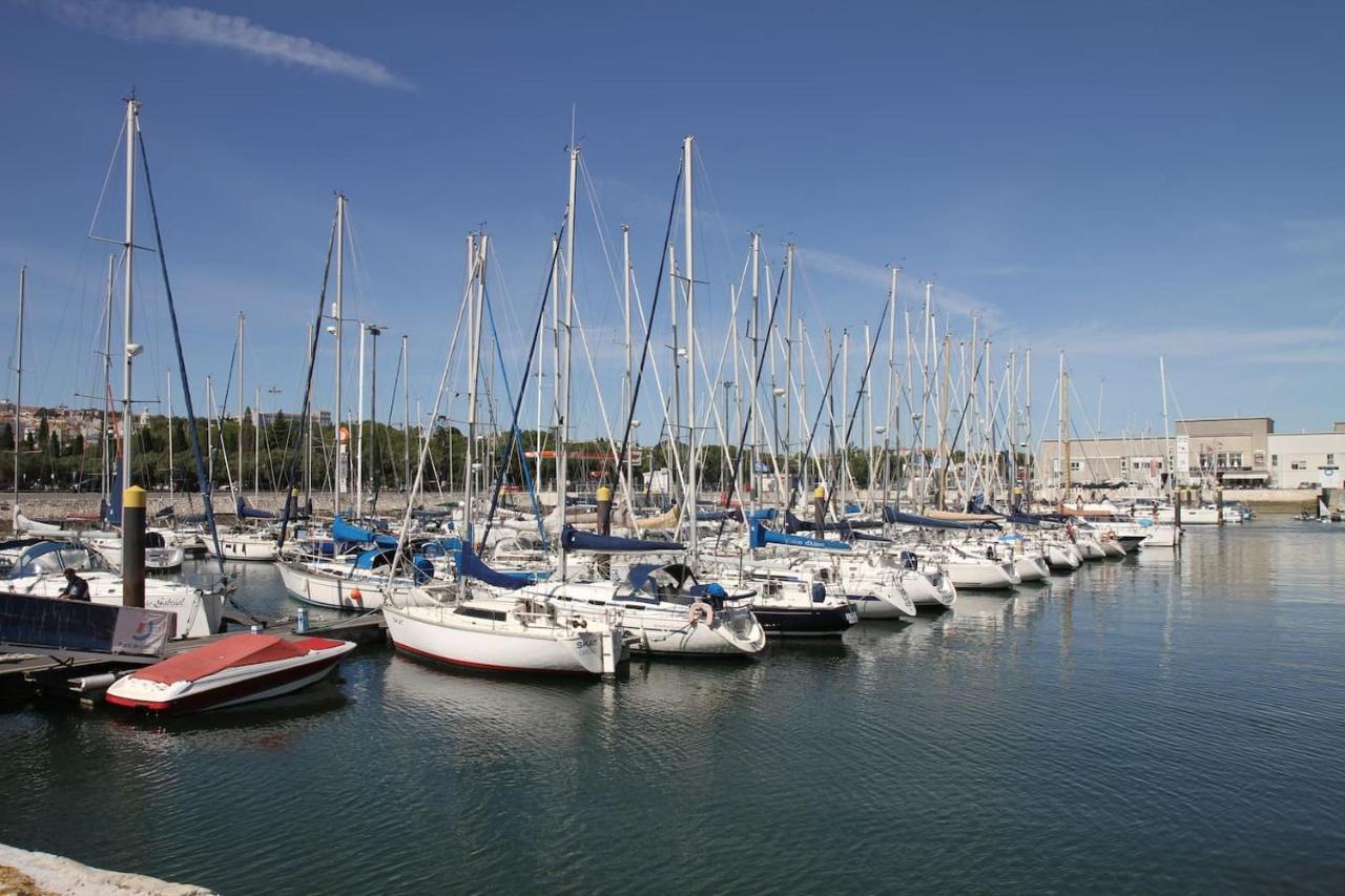 Stay In A Boat - Lisboa 外观 照片
